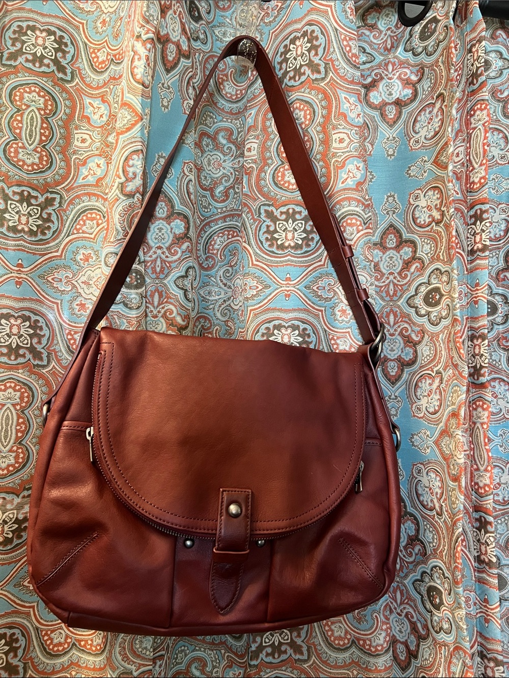 Lucky Brand Leather Hobo Shoulder Bag in Deep Wine